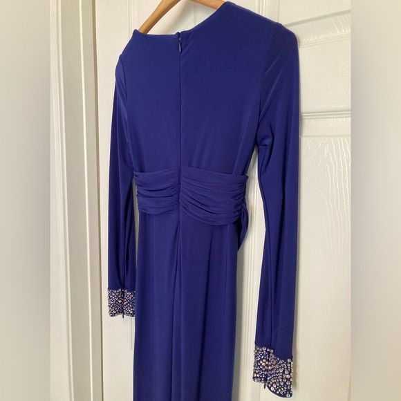 Vince Camuto Size 4 Long-Sleeve Embellished Faux-Wrap Gown in Royal Blue - Picture 7 of 13